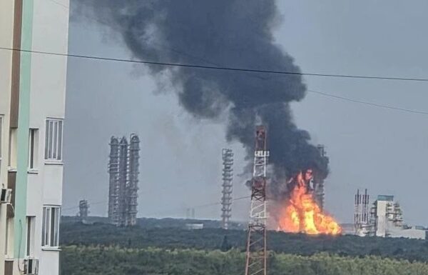 Пожежа на заводі у Тобольську