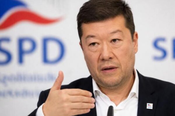 Без виплат і тимчасового захисту: Проросійський лідер Чехії озвучив жорсткий план щодо українців