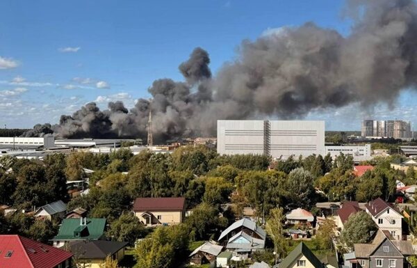 У підмосковному Акулово загорівся склад