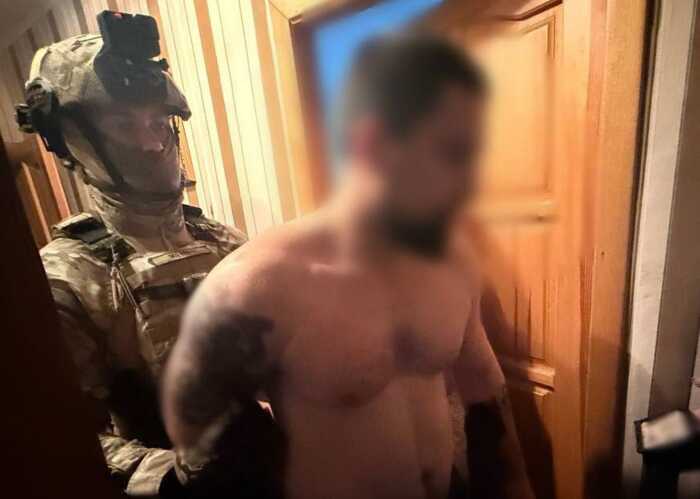 У Києві викрили шахрая, який виманив майже 900 тисяч гривень на "запчастинах" для дронів