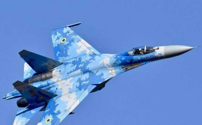 Українська авіація уразила пункт управління російських операторів дронів