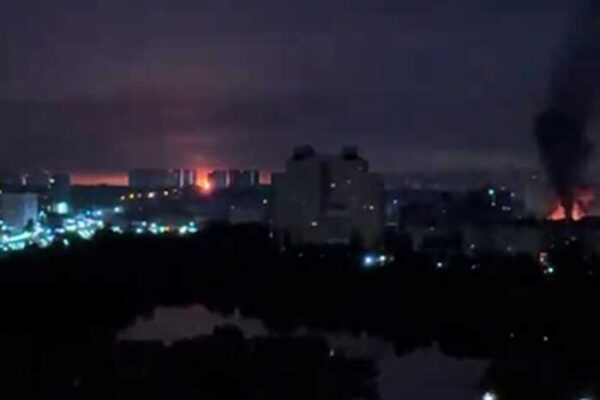 У мережі з’явилося відео одного з епізодів нічної ракетної атаки РФ на Київ