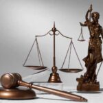 Схованка під капотом: у громадянина Молдови на кордоні конфіскували автомобіль «Peugeot» та 320 флаконів рідини для вейпу