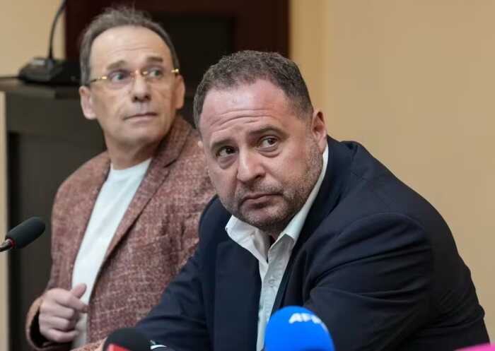 ВАКС дозволив Єрмаку вільніше пересуватися Україною, але залишив електронний браслет