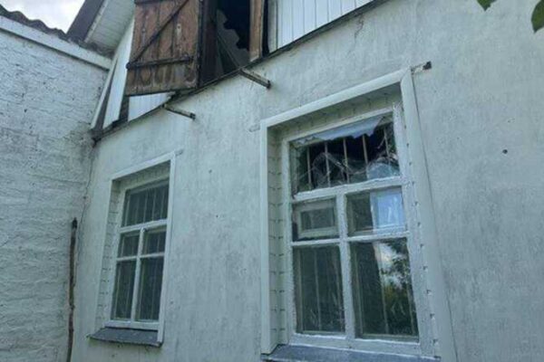 РФ ударила дроном по Прилуках: поранено місцевого жителя, пошкоджені будинки