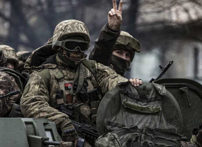 Українські пілоти-винищувачі рознесли логістичні переправи окупантів і ліквідували російську піхоту