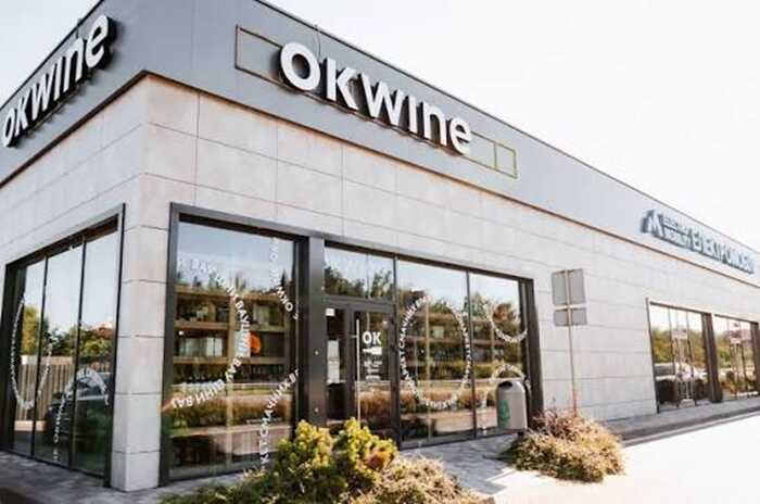 Російська атака знищила новий центральний склад OKWINE у Києві