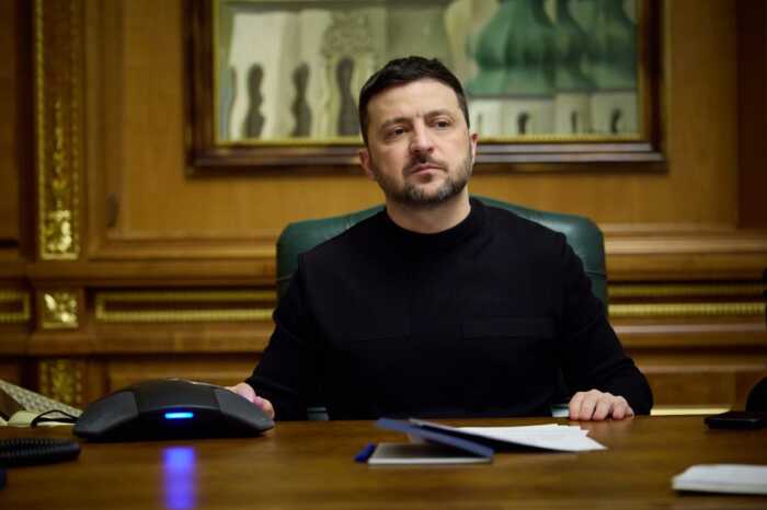 Зеленський доручив розслідувати інцидент між підрозділами СБУ та ГУР у Києві