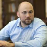 ВАКС обрав Столару запобіжний захід: 300 мільйонів гривень застави без взяття під варту — журналіст