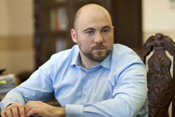 ВАКС обрав Столару запобіжний захід: 300 мільйонів гривень застави без взяття під варту — журналіст