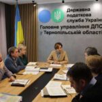 Хабарі по 25 тисяч євро та 12% «відкату»: НАБУ розслідує списання штрафів та відкати за відшкодування ПДВ у податковій Тернополя