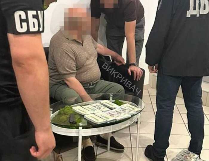 Затриманим у справі про $5 млн за «закриття» кримінального провадження виявився адвокат Валерій Кудрявцев