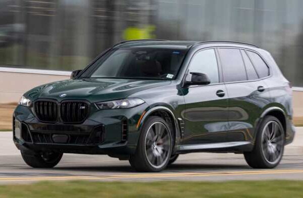 На Львівщині підприємця оштрафували за спробу ввезти BMW X5 під виглядом гуманітарної допомоги