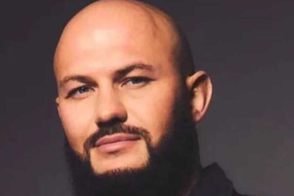 Російський репер Джиган нібито влаштував стрілянину та утримував людей у будинку
