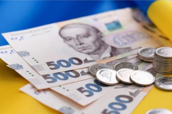 Пенсійні доплати зростуть: Ось  хто з українців отримає 1 148 грн