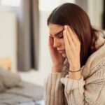 Повертаєтеся перевірити двері або праску? Психологи пояснили цю тривожність