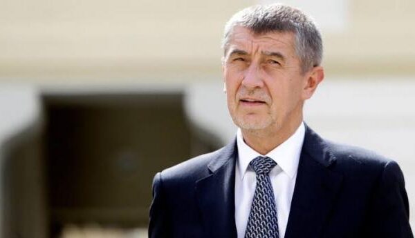Підіграв Кремлю: Бабіш розкритикував військову допомогу Україні і висловив жаль, що Європа не говорить з Путіним