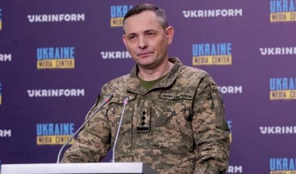 "Розвіддані бувають різні":: У Повітряних силах пояснили, чому тривога в Києві прозвучала після вибухів