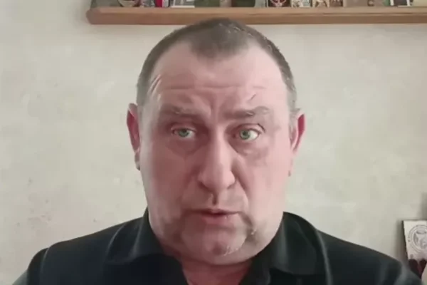 ​"Все, притиснуло не по-дитячому": Z-блогер Калашніков прогнозує розвал економіки РФ вже в найближчі місяці, якщо не згорне війну проти України