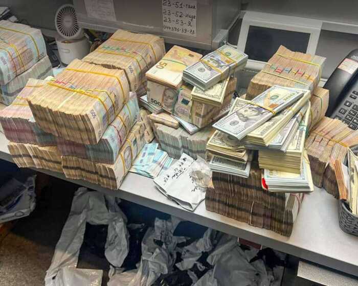 Схованки, крипта та чорна бухгалтерія: БЕБ вилучило 630 мільйонів з фінансової імперії Антона Ткаченка та ТОВ «Ліберті Ф»